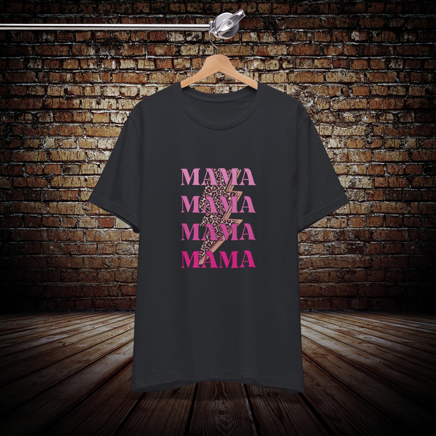 Mama Lightning bolt tee