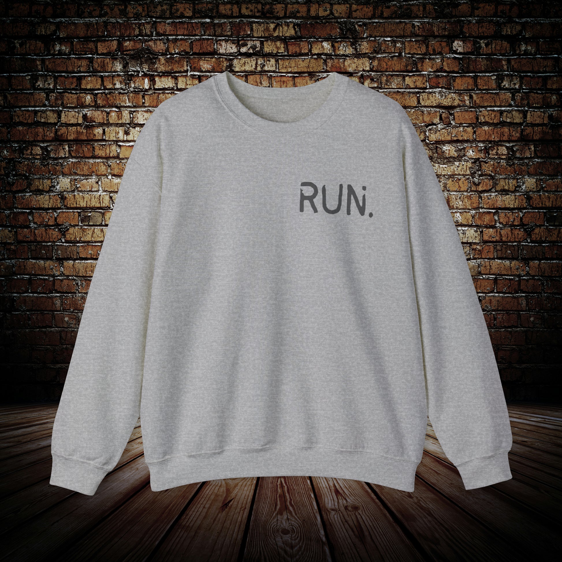 RUN. Sweatshirt