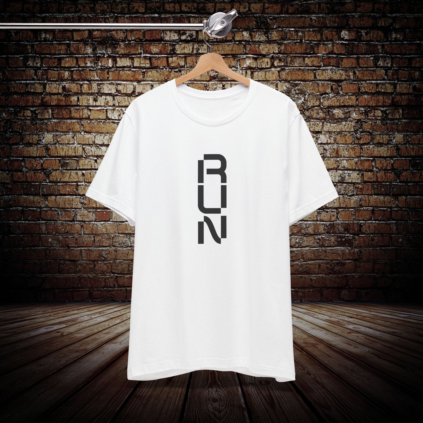 Run vert Graphic Tee