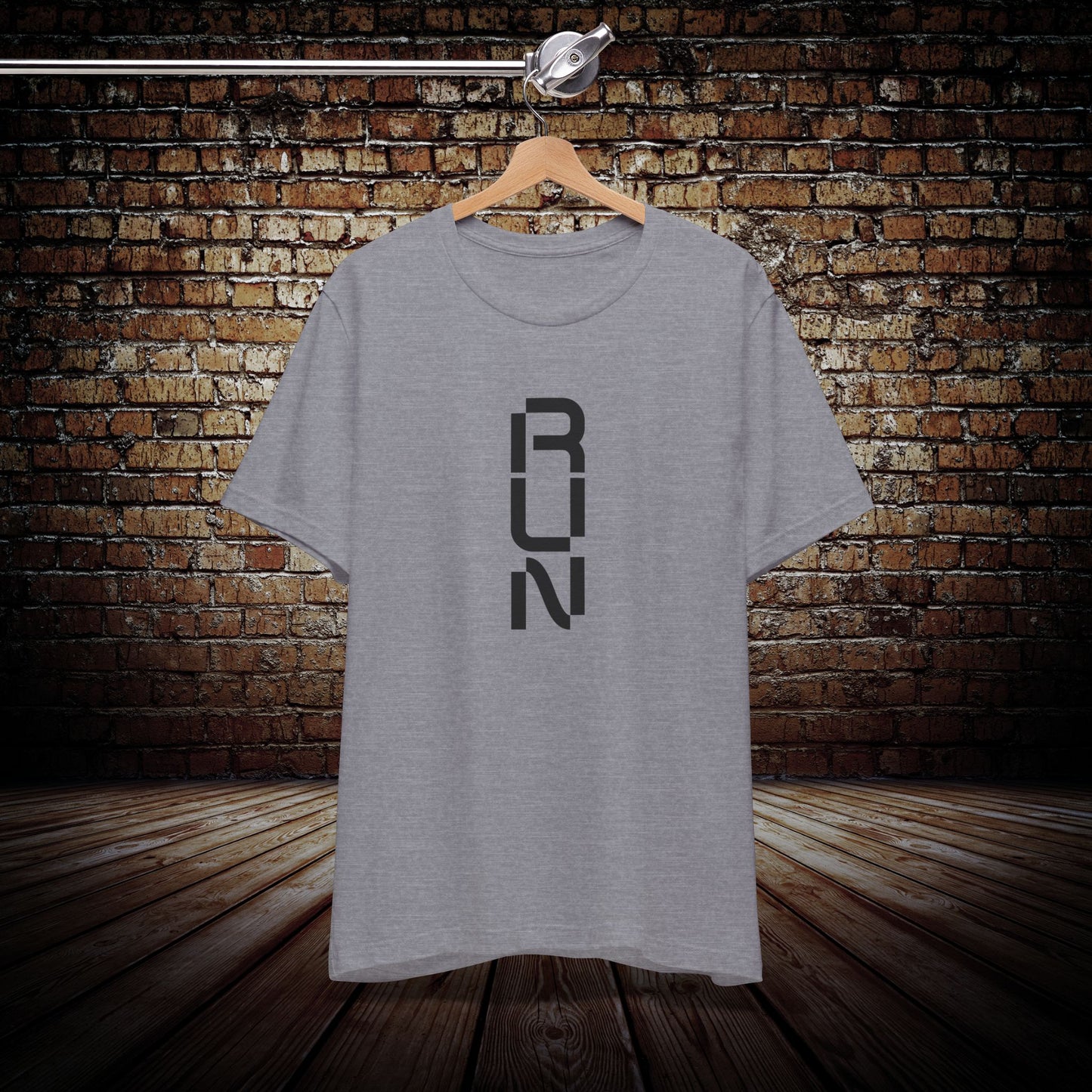Run vert Graphic Tee