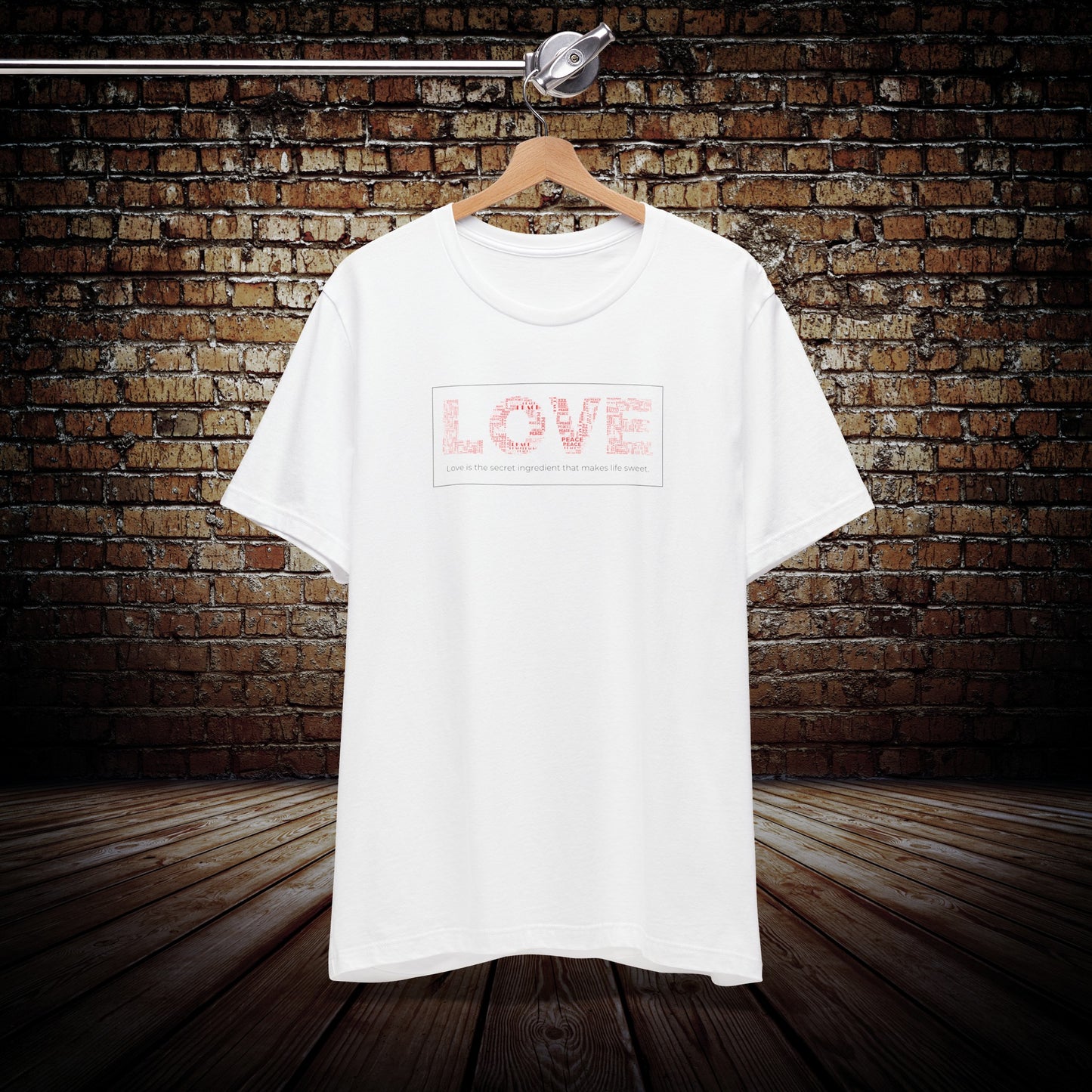 LOVE Graphic Tee