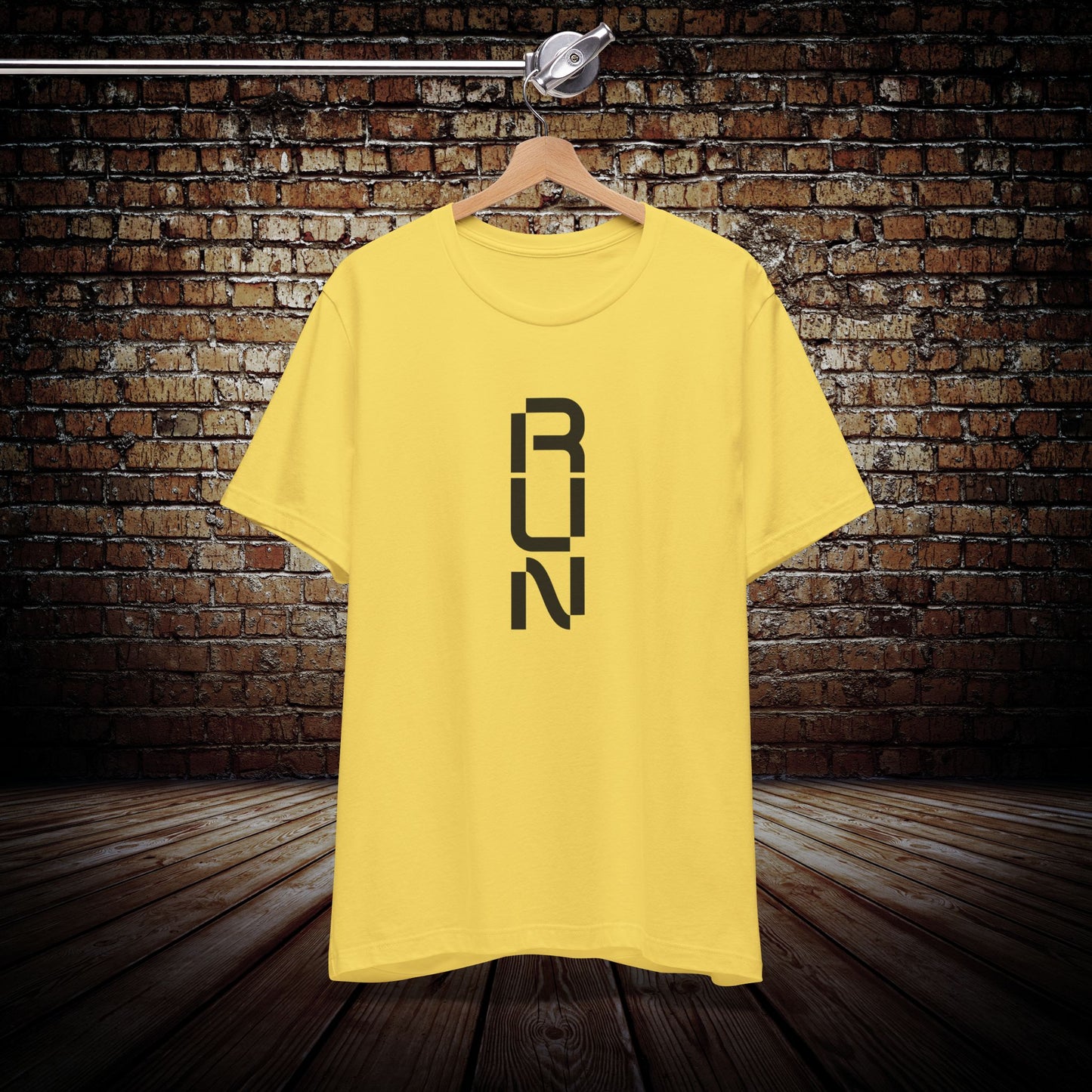Run vert Graphic Tee